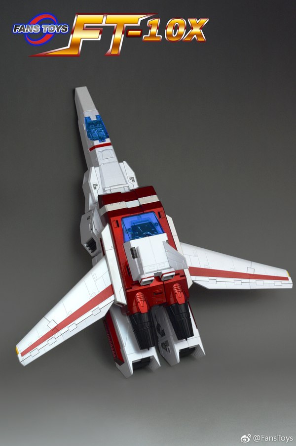 Fans Toys Phoenix Unofficial Skyfire Returns In Limited Edition Metallic Colors  (5 of 7)